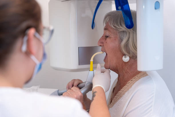 Best Urgent Tooth Repair  in Riverdale, GA